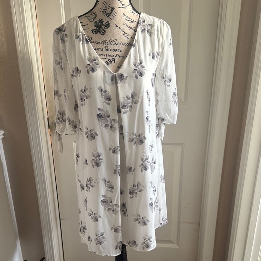 BRAND NEW Floral Print Women's Sleepwear